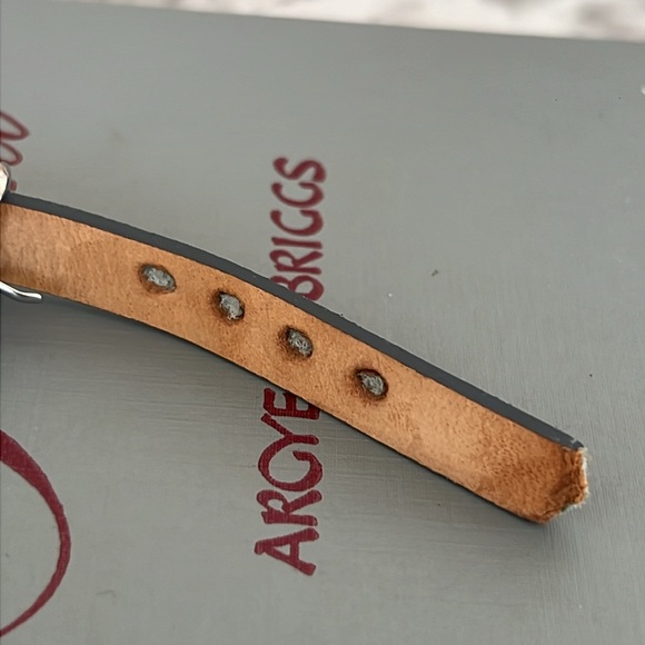 Vintage Fossil genuine leather dainty watch large wrist - Picture 13 of 13